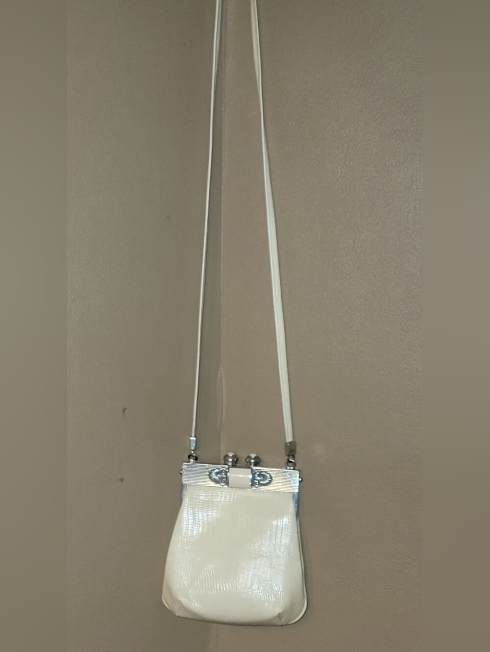 Vintage-MOULIN ROUGE   White CROC LEATHER  Crossbody Bag